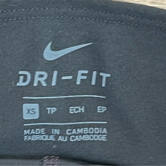 Nike Women’s Bliss Luxe Dri Fit Training Black Golf Tennis Skort Size XS - Picture 5 of 8